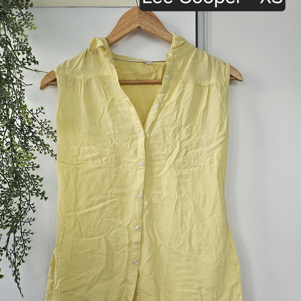Women's Yellow Sleeveless Top